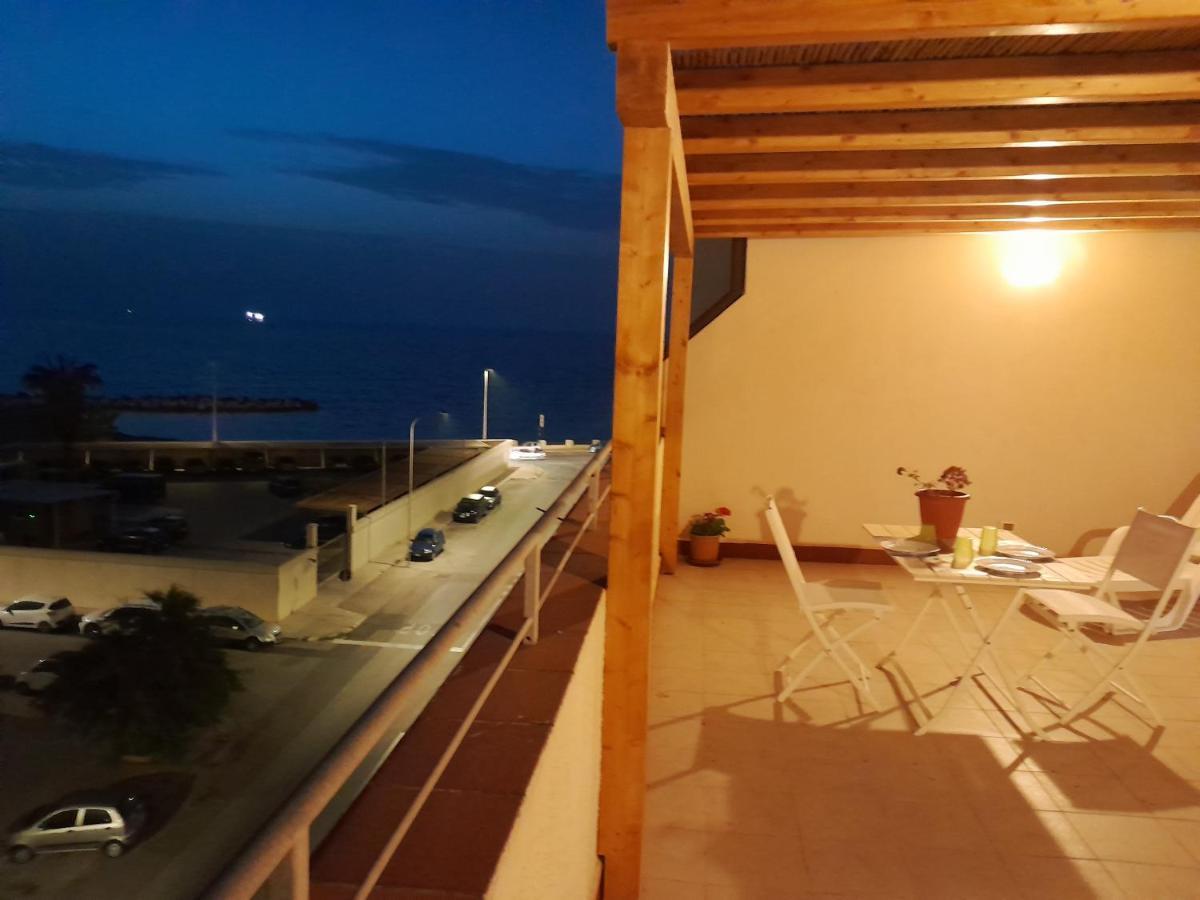 Case Vacanze "Residenze Trapanesi" Trapani Exterior foto